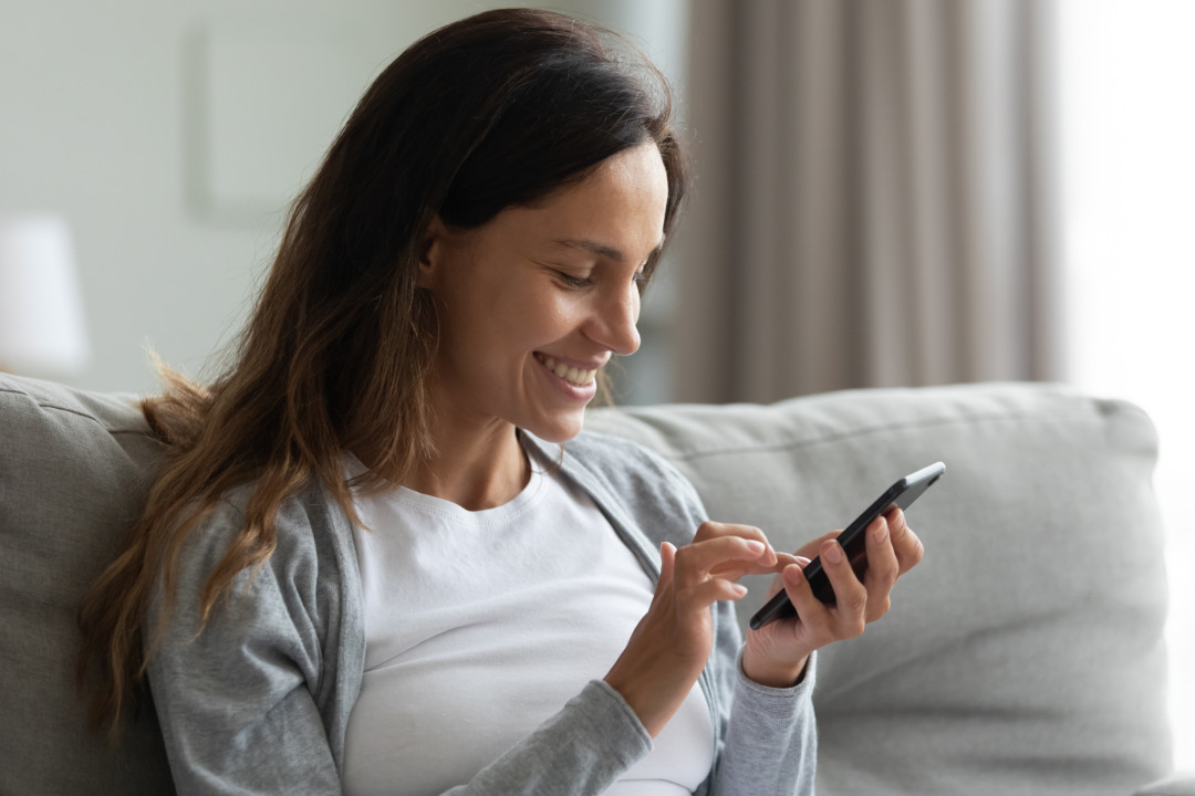 Things women secretly do but never admit to